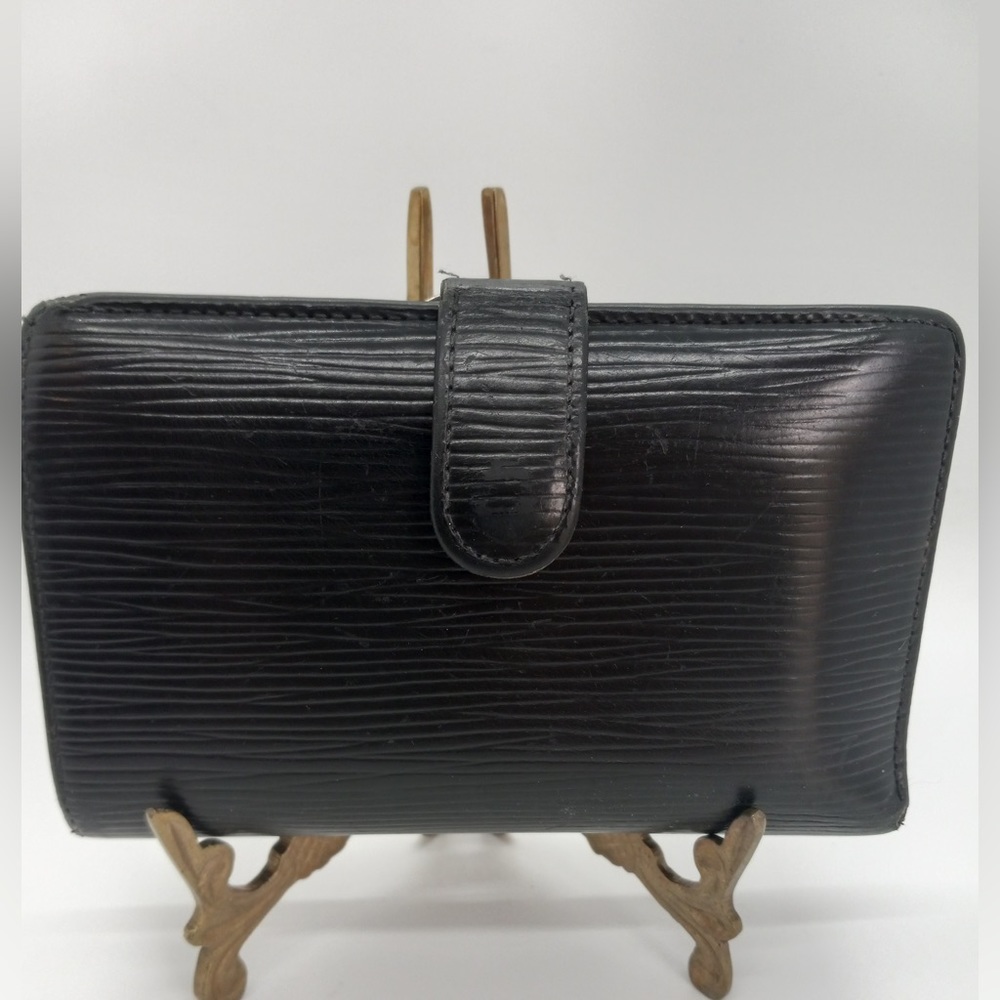 Louis Vuitton French wallet with Kiss-lock closure